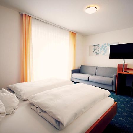 Gruener Baum Garni Hotel Krumbach Eksteriør billede